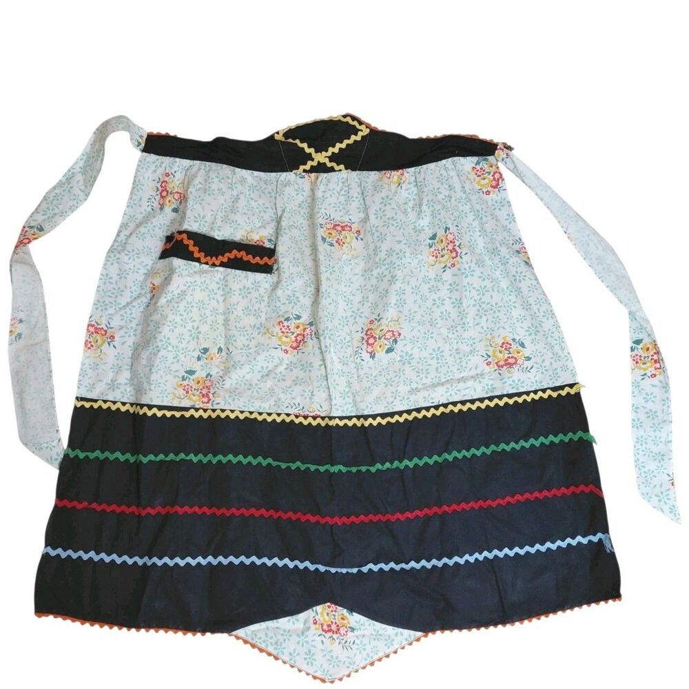Handmade Half Apron Cotton Black Rick Rack Trim Vtg 50/60's Grannycore